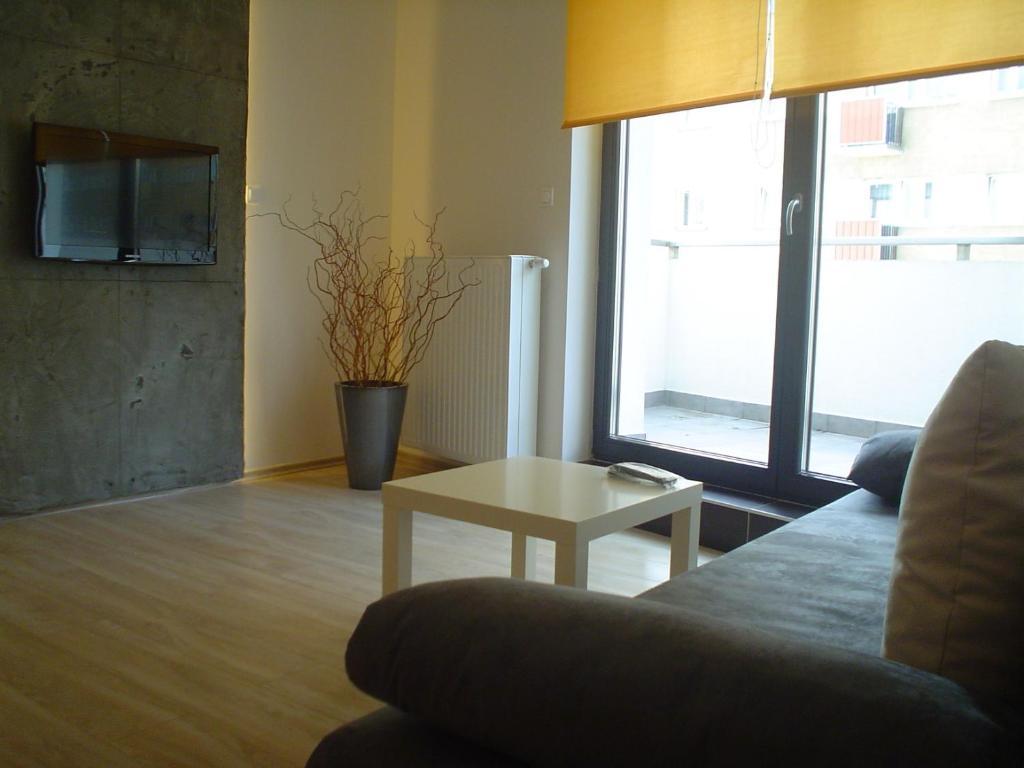 Pirelli Apartamento Varsovia