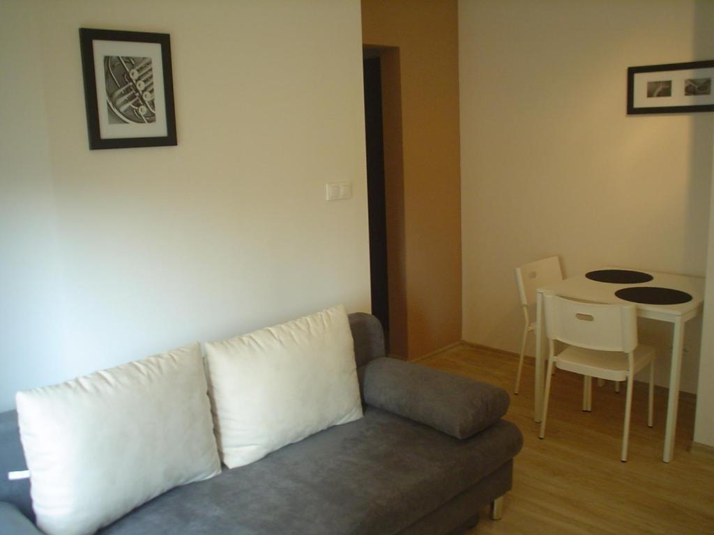 Pirelli Apartamento Varsovia